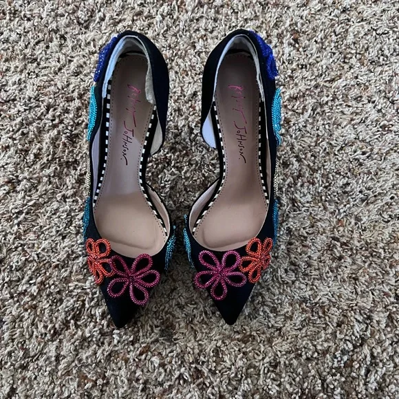 Betsey Johnson Black Heels with Colorful Embellishments - Picture 4 of 7